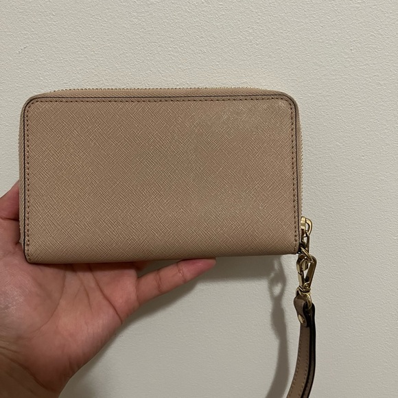 Bundle: Coach Michael Kors wristlets - Picture 3 of 10